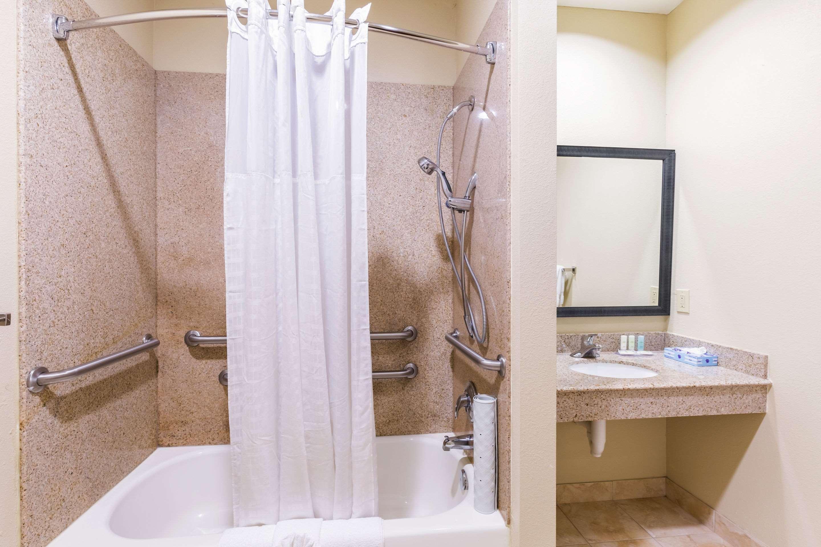Comfort Suites Beaumont I-10 Exteriör bild