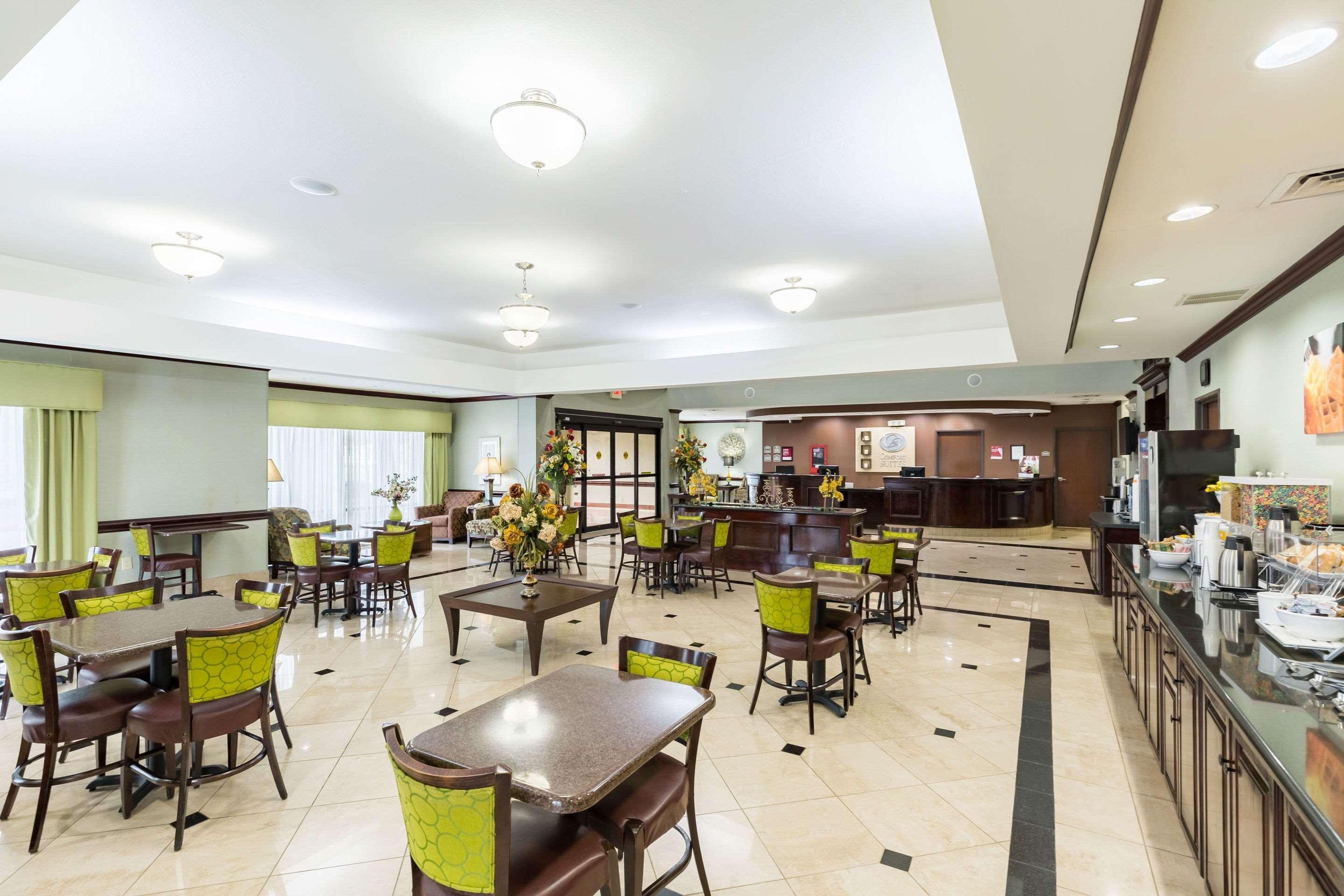Comfort Suites Beaumont I-10 Exteriör bild