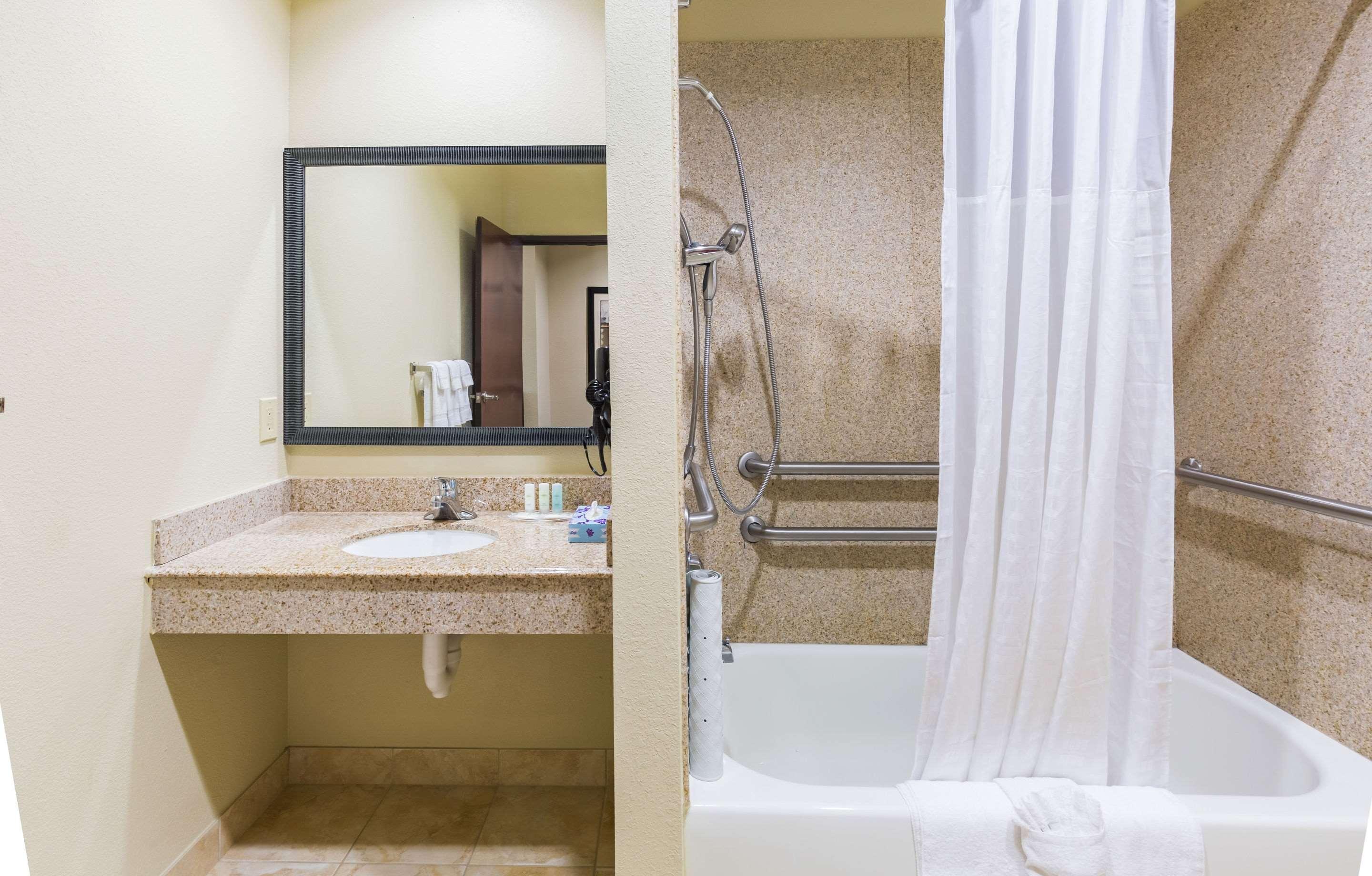 Comfort Suites Beaumont I-10 Exteriör bild